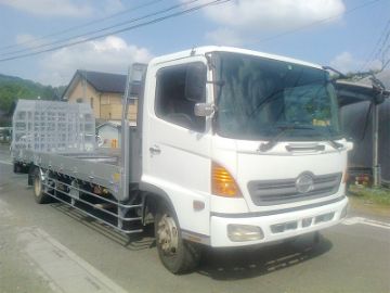 ローダー・車両運搬車<br>重機運搬車・クレーン付